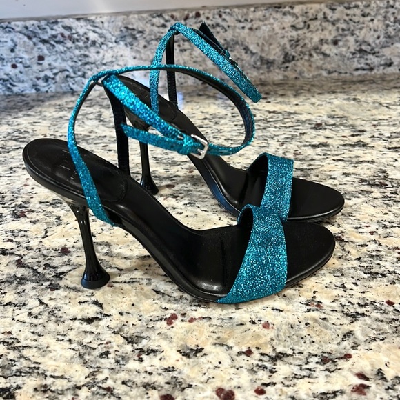Marc Fisher Metallic Fabric Heels - Picture 4 of 10